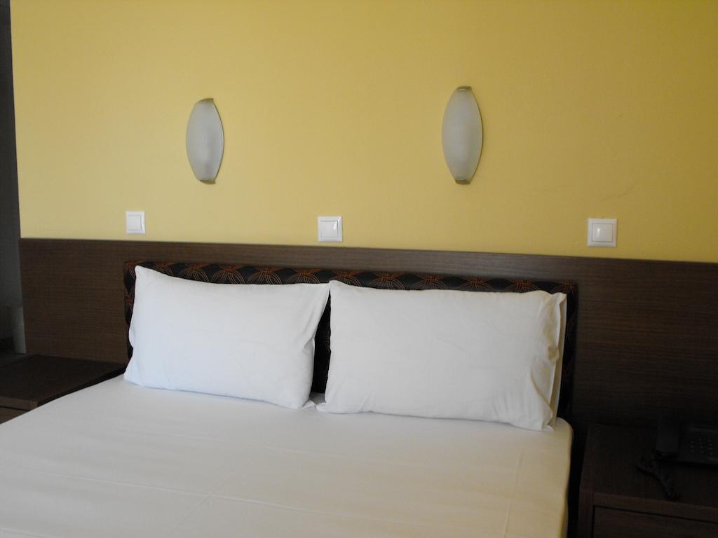 Grand Platon Hotel Olympiakí Aktí 部屋 写真